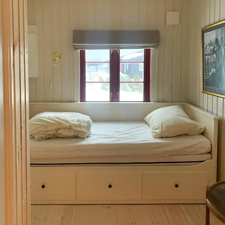 Nyaraló I Hojlandet Taet Pa Vandreomrader Og Skilojper Reinli